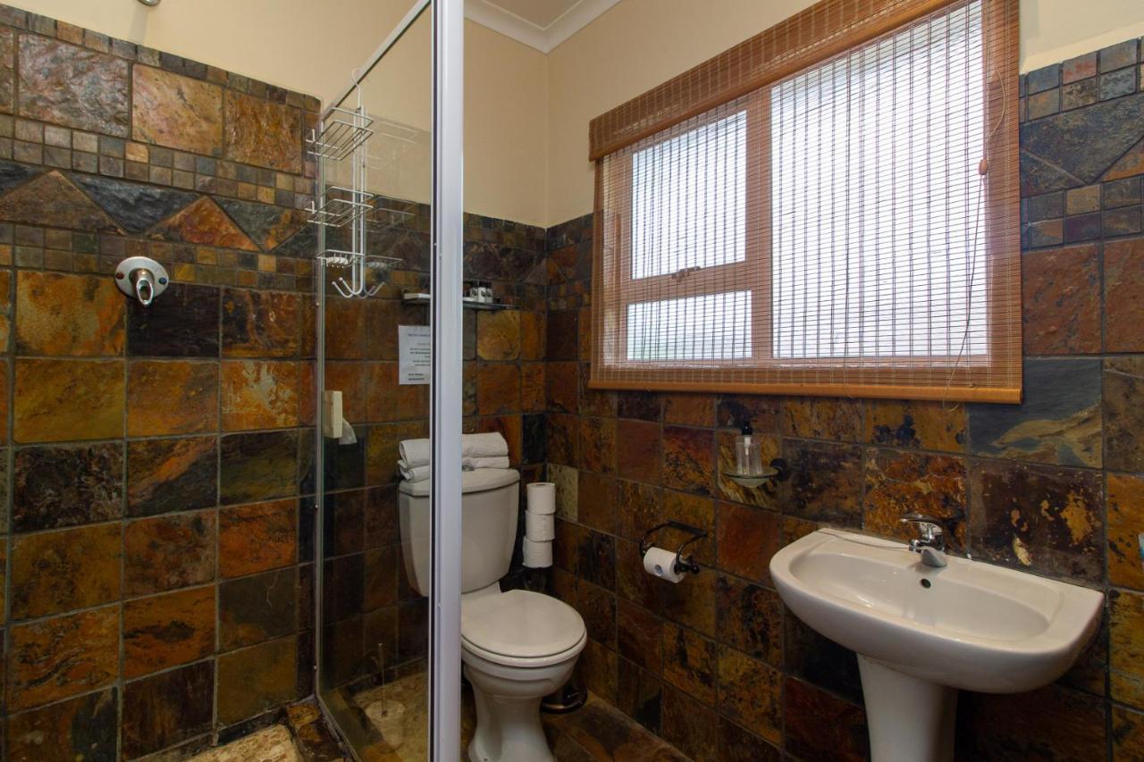 Appartamento Dunwerkin Self Catering Kenton-on-Sea Esterno foto